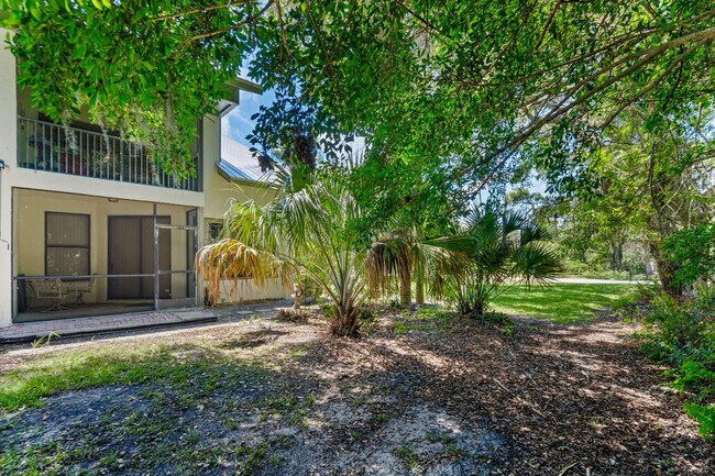 Building Photo - 5280 SE Seascape Way
