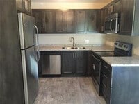 Building Photo - 6650 SW 39th St