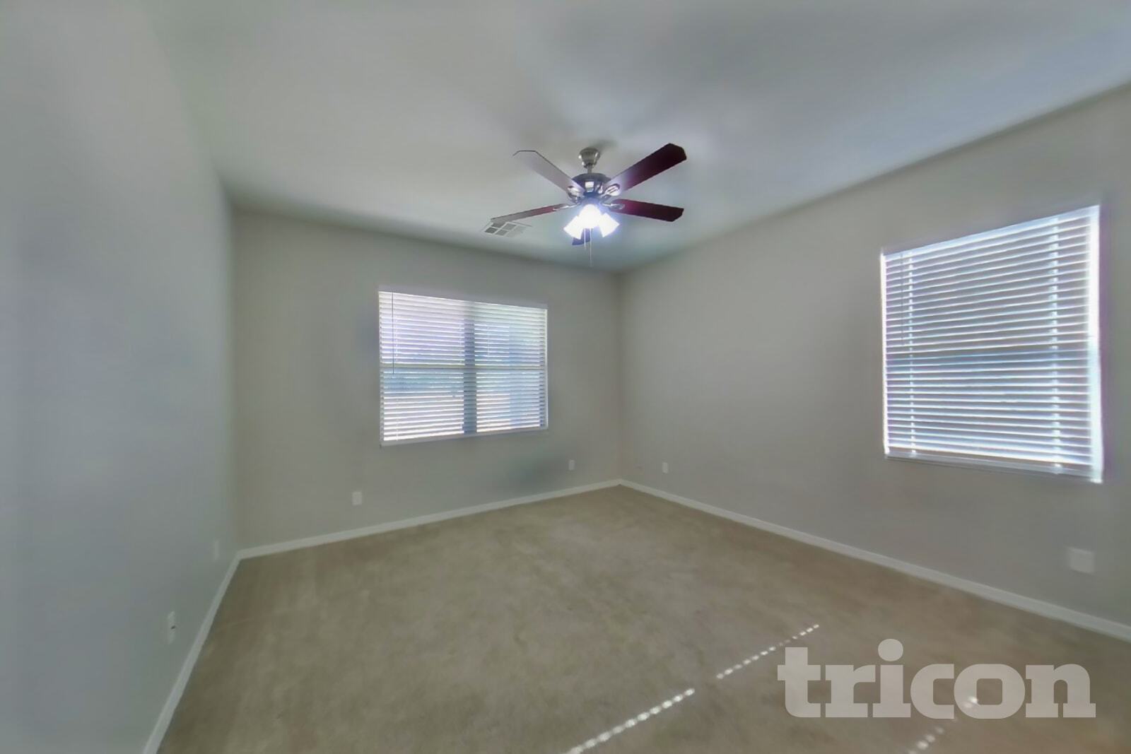 Building Photo - 880 W Busa Dr
