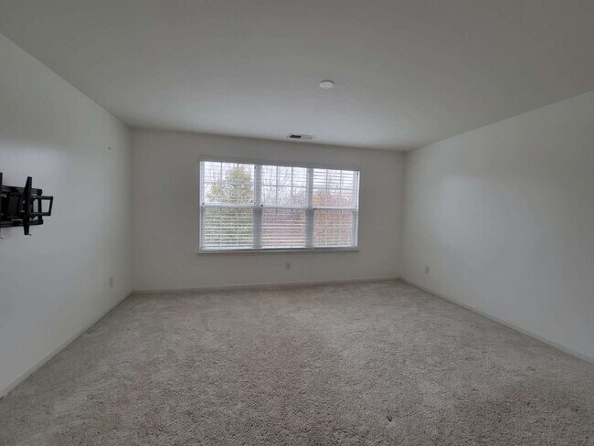 Building Photo - 2 Bedroom Townhome in Goodletsville