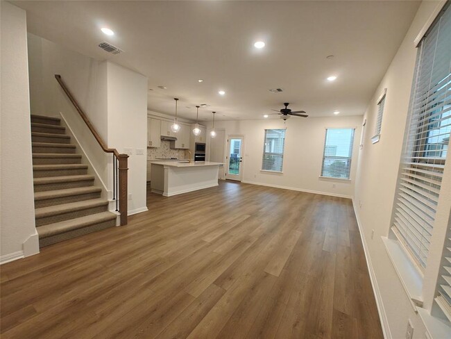 Building Photo - 2725 Woodall Dr