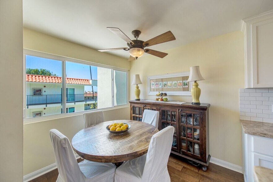 Building Photo - 1720 Ardmore Ave