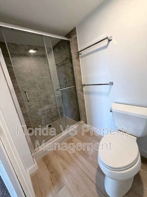 Building Photo - 3511 Village Blvd