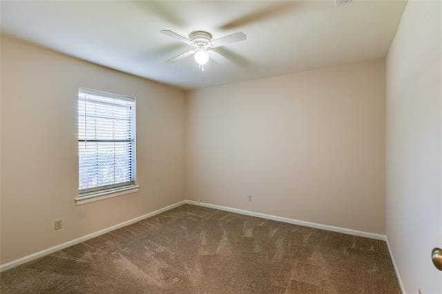 Building Photo - 927 Redcedar Way Dr
