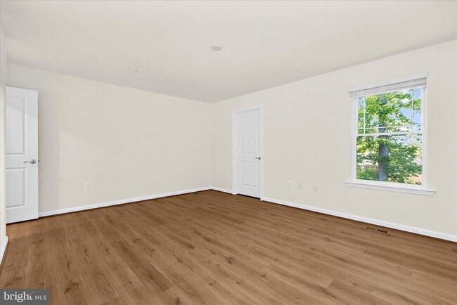 Building Photo - 1110 Thomas Trl