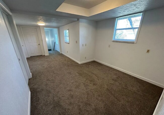 Building Photo - 314 E Ermina Ave