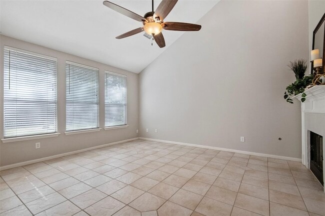 Building Photo - 35 N York Gate Ct