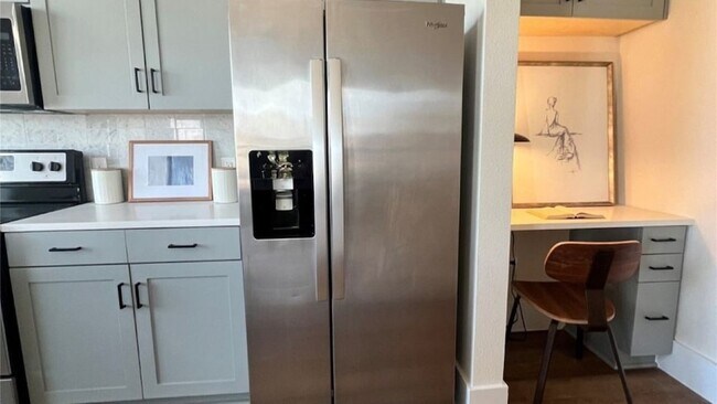 Building Photo - 1508 Blodgett St