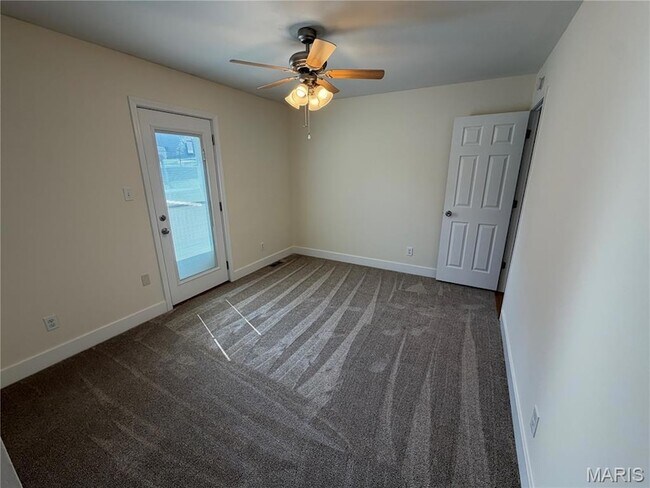Building Photo - 962 Windstream