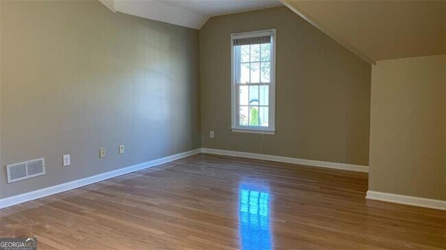 Building Photo - 416 Carmain Ln