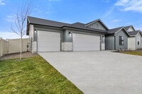 Building Photo - 7113 S Old Farm Ave