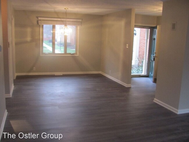Building Photo - 2 br, 2 bath House - 1121 Canterbury Ct