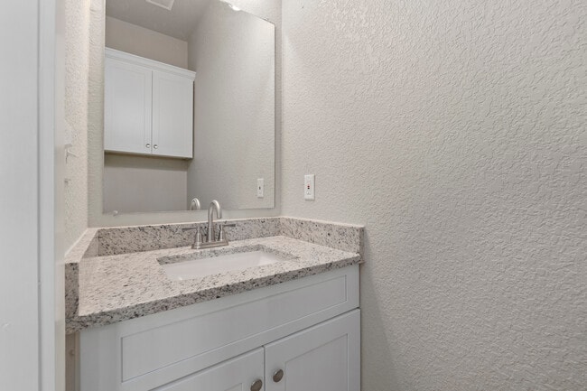 Building Photo - 119 Ave Ventana