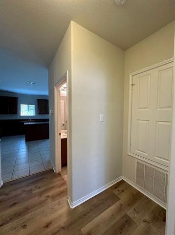 Building Photo - 2400 Lohani Ln