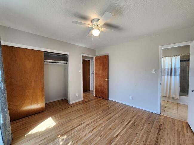 Building Photo - 1018 Camino Carlos Rey