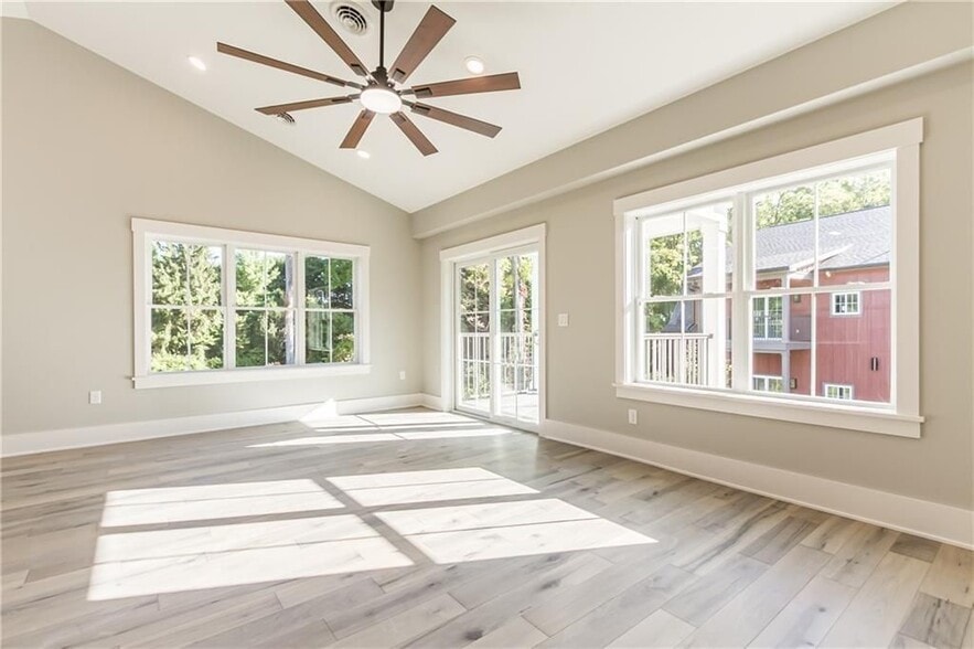 Building Photo - 640 Jefferson Ave