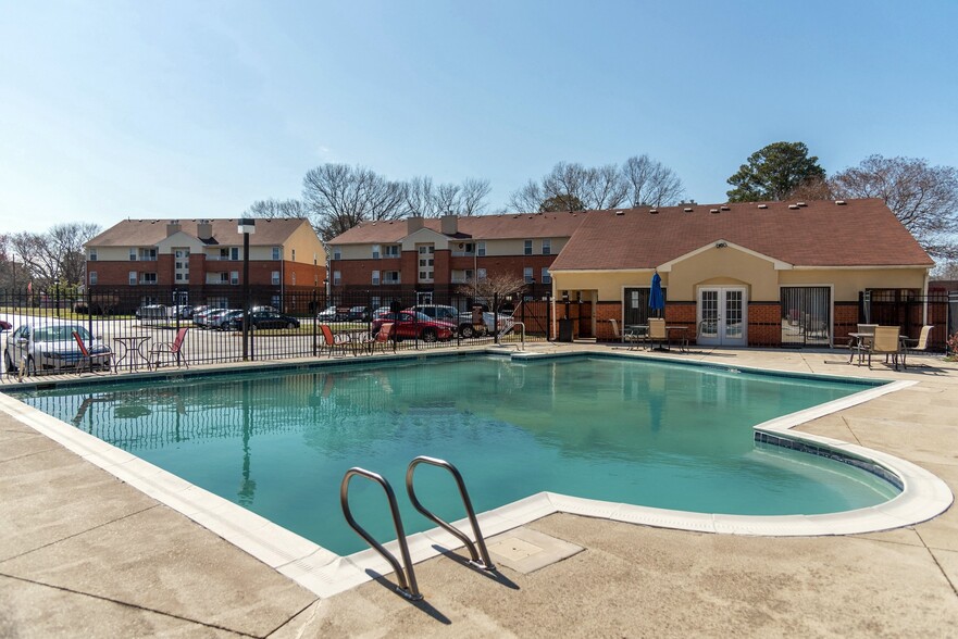 Building Photo - Ashton at Oyster Point