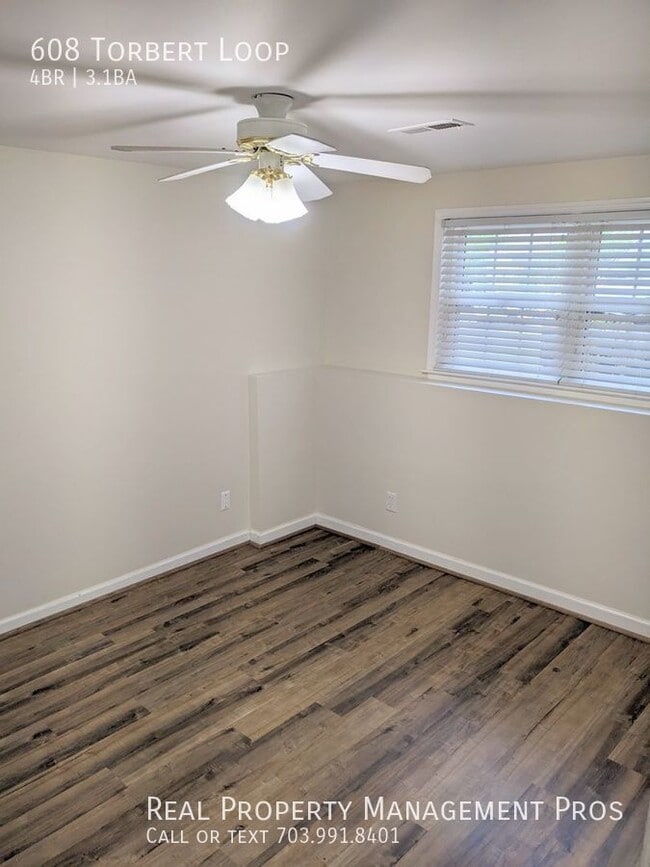 Building Photo - 608 Torbert Loop