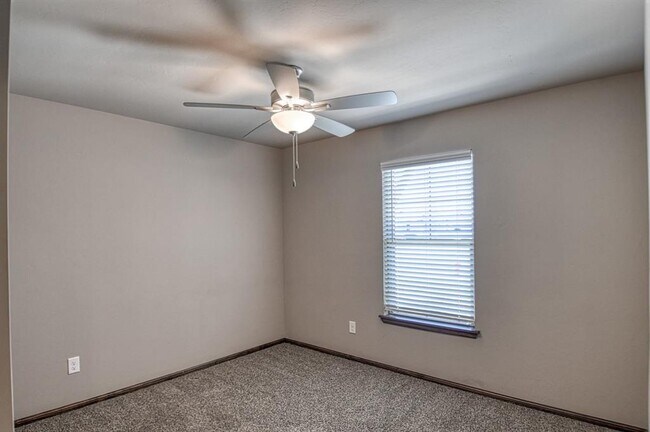 Building Photo - 11201 NW 135th St