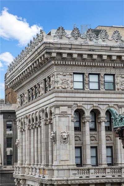 Building Photo - 306 Fourth Ave