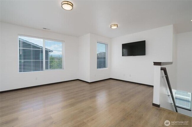 Building Photo - 3346 Iverness Street