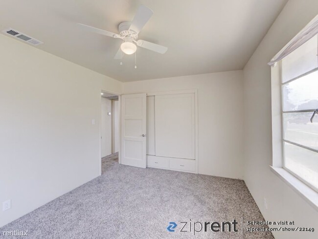 Building Photo - 2 br, 1 bath House - 1335 E Brown Ave, Fre...