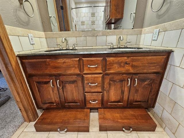 Building Photo - 4611 Shorewood Dr