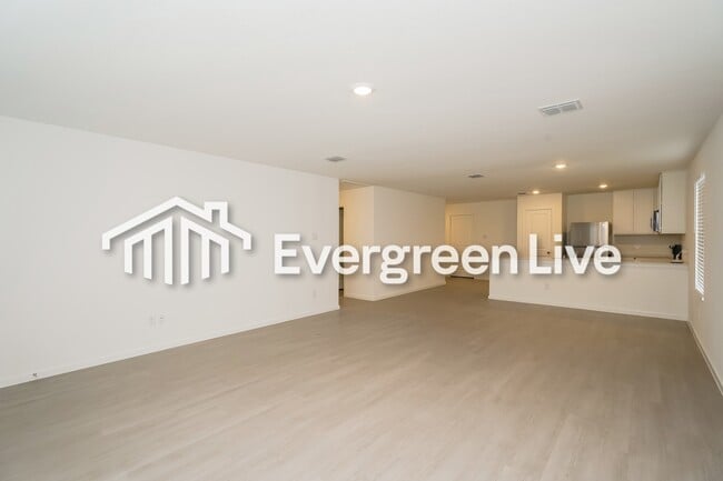 Building Photo - 1116 Tufted Dr