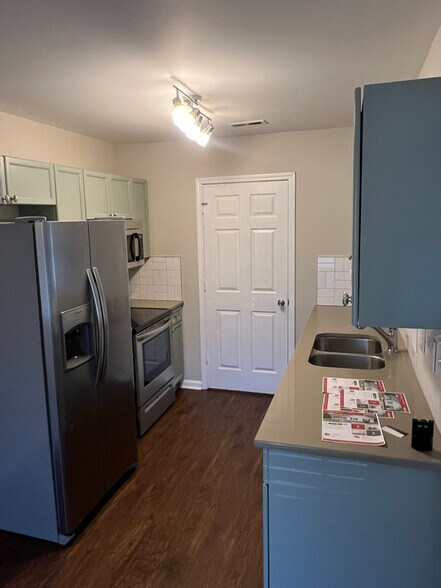 Building Photo - 4708 Tumbleweed Ct