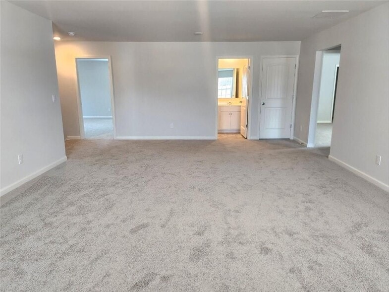 Building Photo - 710 Brookfield Dr