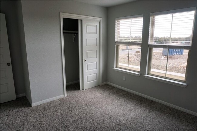 Building Photo - 2308 Pecan Island Dr