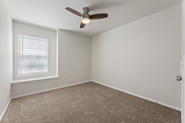 Building Photo - 5710 Pampus Prairie Rd