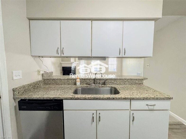 Building Photo - 720 Inlet Quay