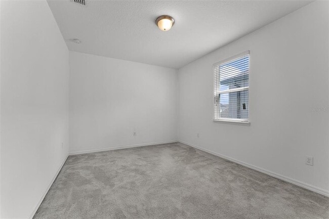 Building Photo - 12676 Salomon Cove Dr