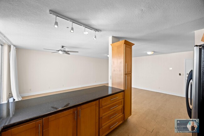 Building Photo - 137 Golden Isles Dr