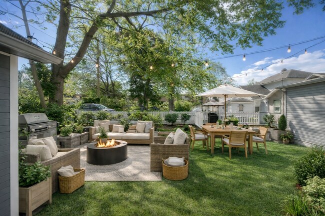 Building Photo - “A Charming Place to Call Home – Spacious 4 Bedroom - 2 Bath”