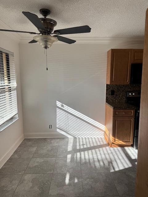 Building Photo - 4706 Lucerne Lakes Blvd