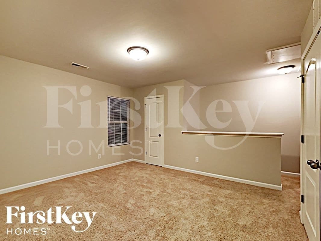 Building Photo - 6402 Springbeauty Dr