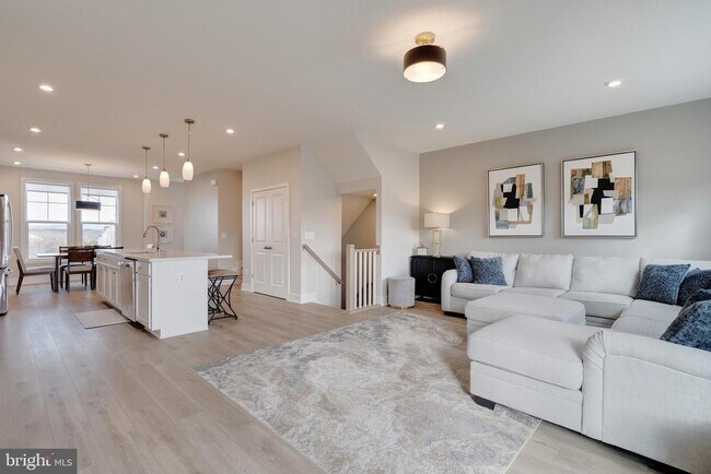 Building Photo - 105 Checkerspot Wy