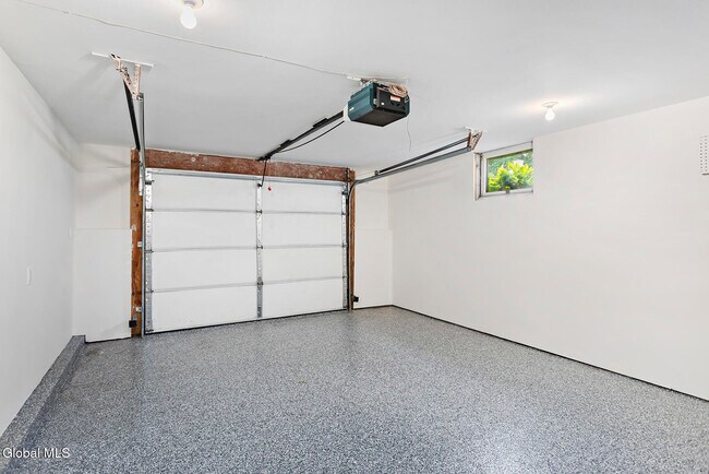 Building Photo - 62 Devitt Rd