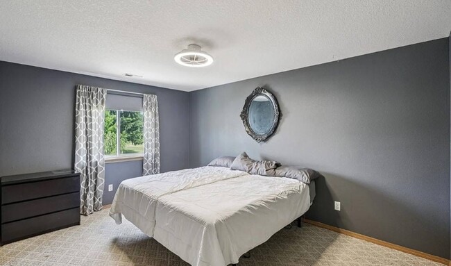 Building Photo - 15714 NE 93rd St