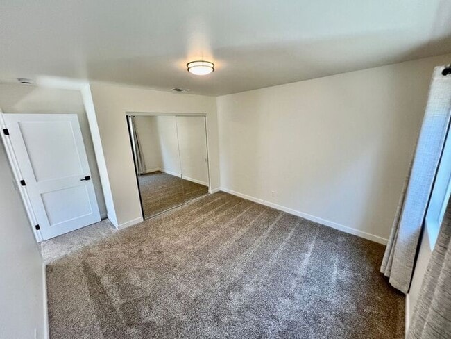 Building Photo - Brand New Modern & Private 2-Bed, 1-Bath A...