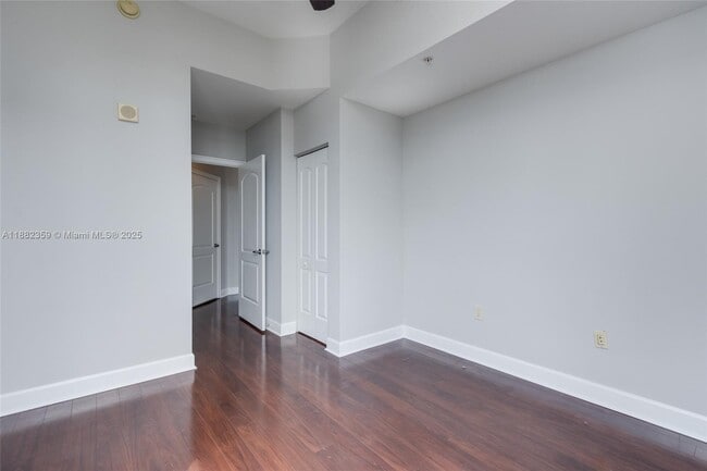 Building Photo - 1830 Radius Dr