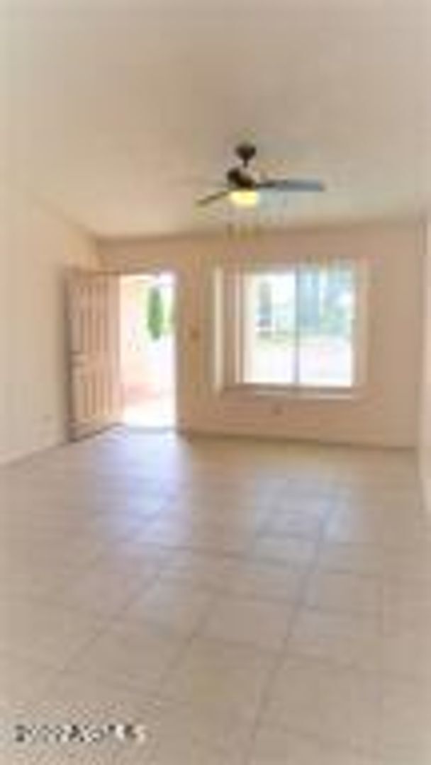 Building Photo - 2853 Northridge St