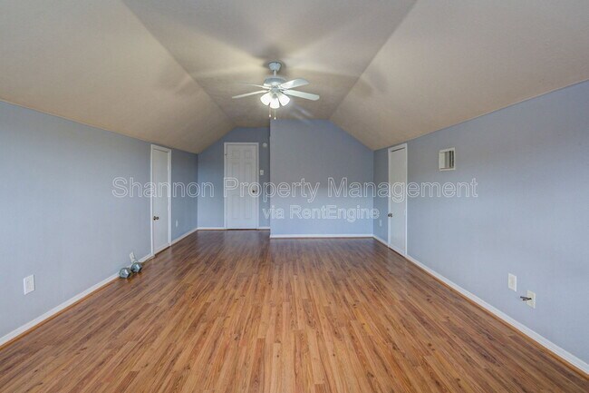 Building Photo - 3403 Kerr Ln