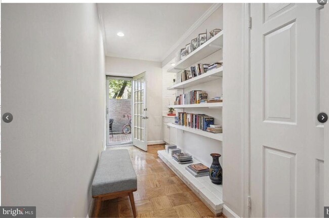 Building Photo - 5105 Westbard Ave