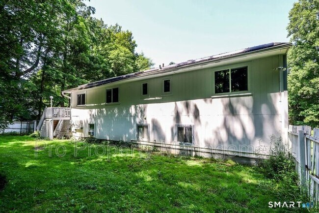 Building Photo - 212 Chestnut Land Rd