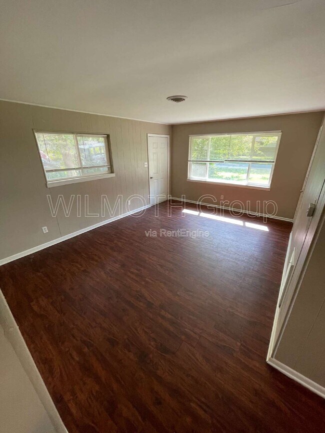 Building Photo - 4131 N Edmondson Ave