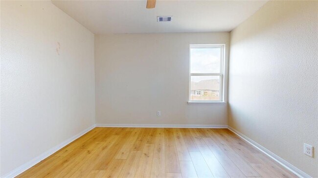 Building Photo - 2429 Regatta Ln