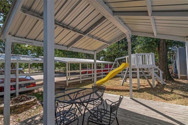 Building Photo - 720 Pritchett Ln